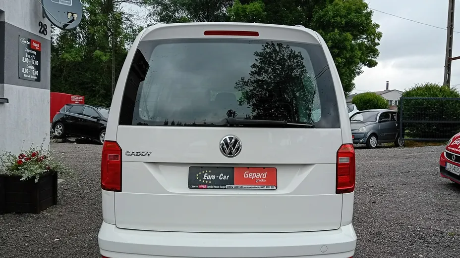 VOLKSWAGEN Caddy -