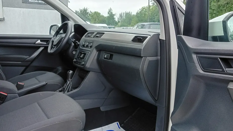 VOLKSWAGEN Caddy -