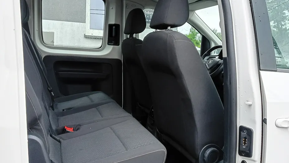 VOLKSWAGEN Caddy -