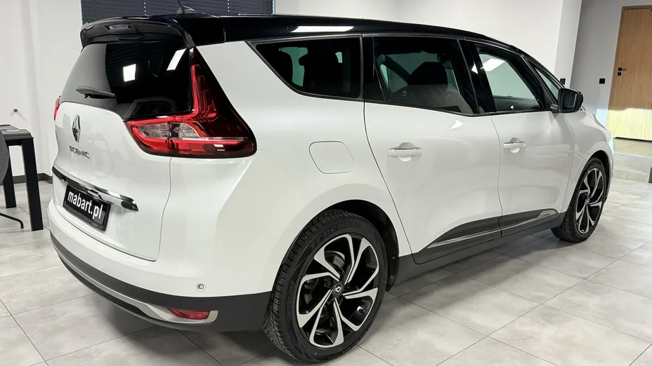 RENAULT Grand Scenic -