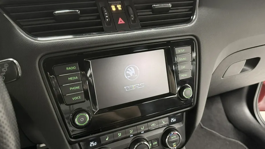 SKODA Octavia -