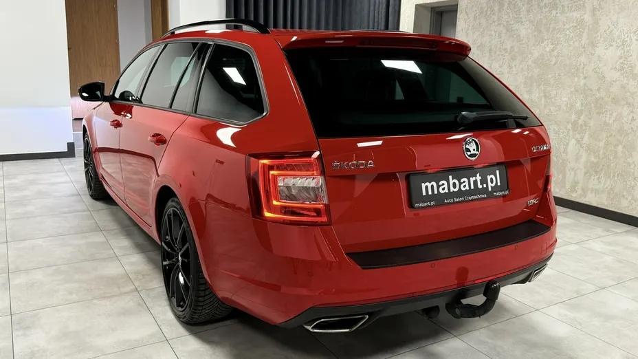 SKODA Octavia -
