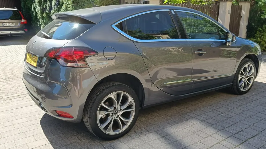 DS DS4 -