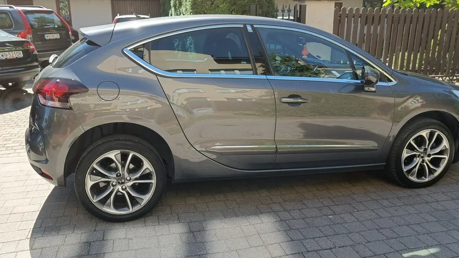 DS DS4 -