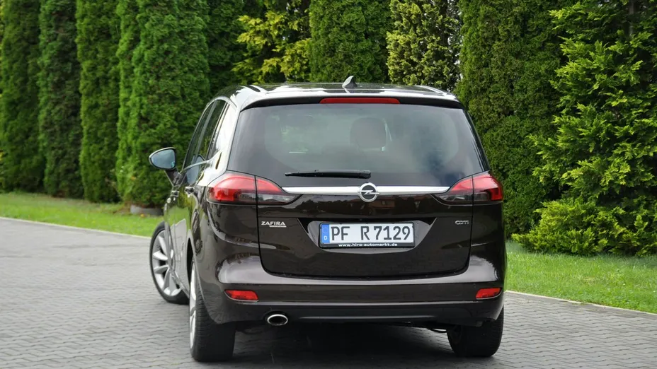 OPEL Zafira -