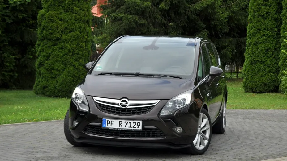 OPEL Zafira -