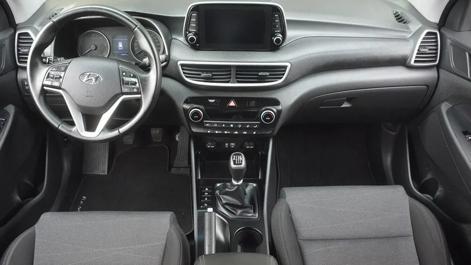 HYUNDAI Tucson -