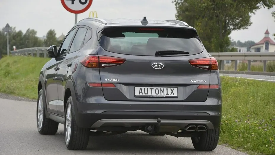 HYUNDAI Tucson -