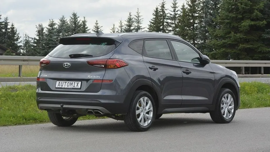 HYUNDAI Tucson -