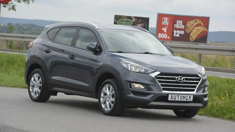 HYUNDAI Tucson -