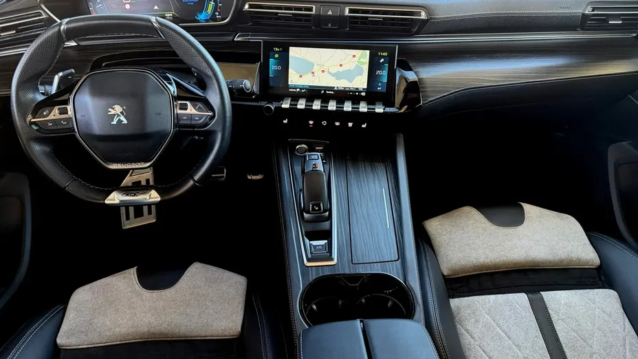 PEUGEOT 508 -