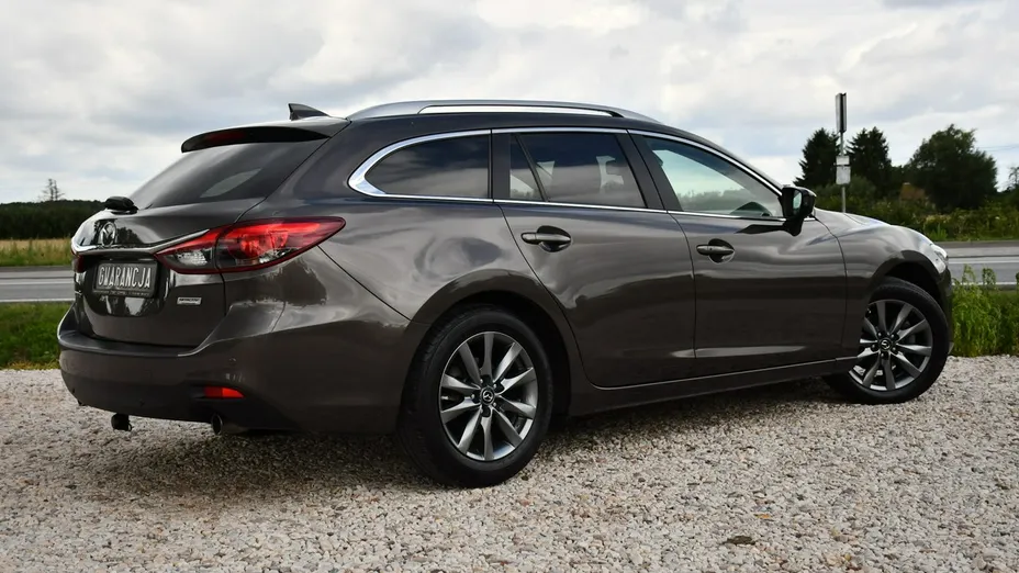 MAZDA 6 -