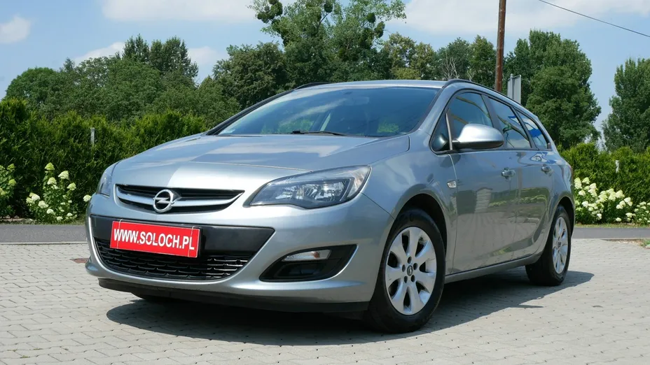 OPEL Astra -