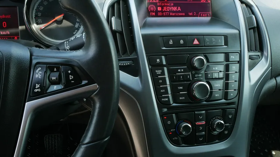 OPEL Astra -
