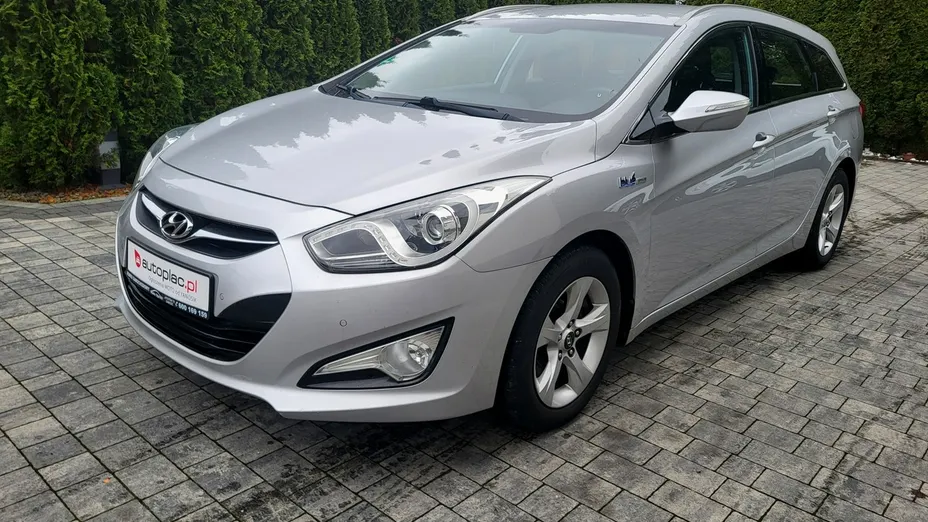 HYUNDAI i40 -