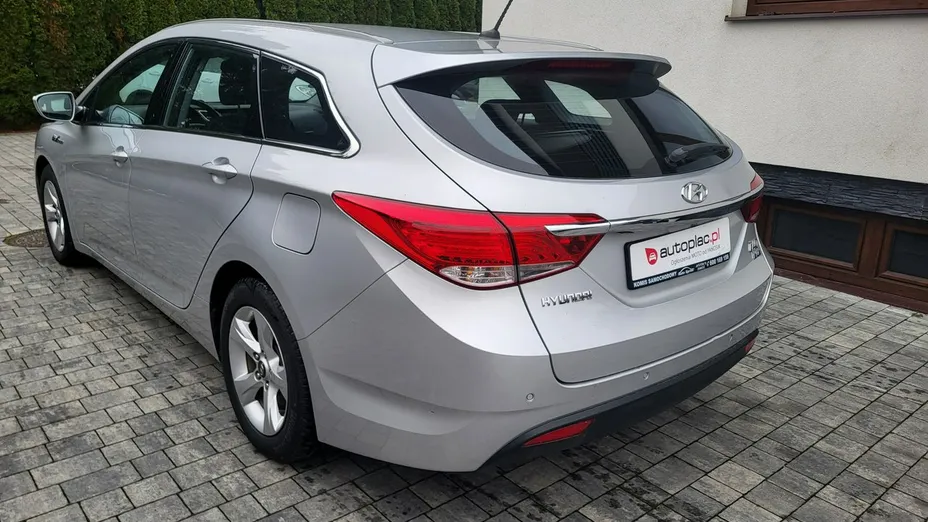 HYUNDAI i40 -