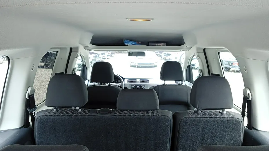 VOLKSWAGEN Caddy -