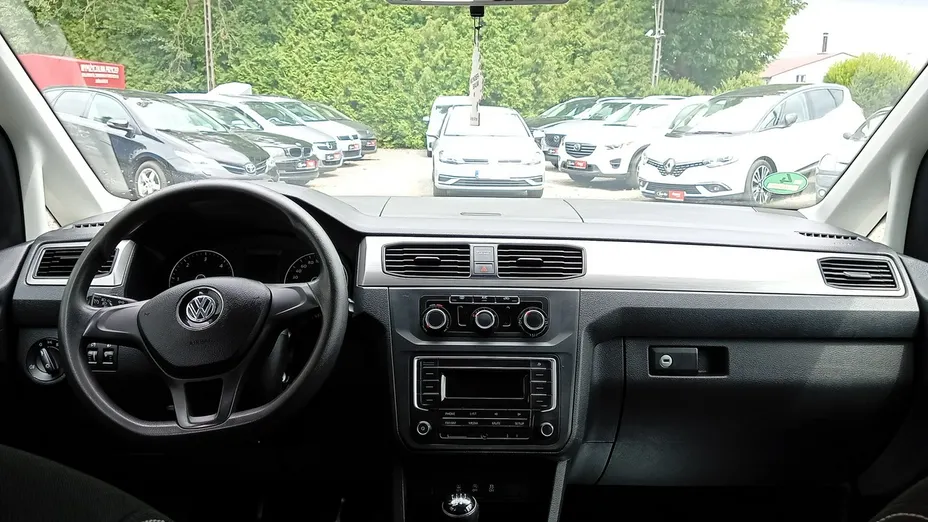 VOLKSWAGEN Caddy -