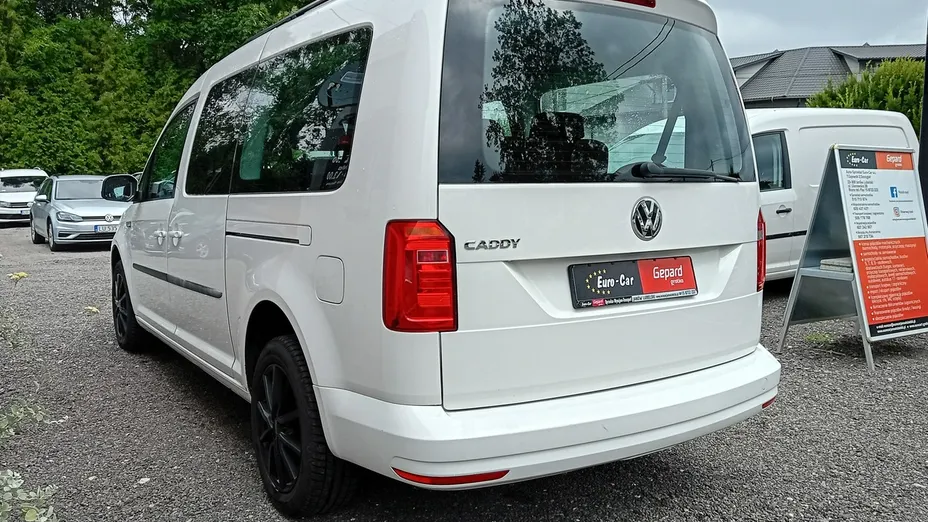 VOLKSWAGEN Caddy -