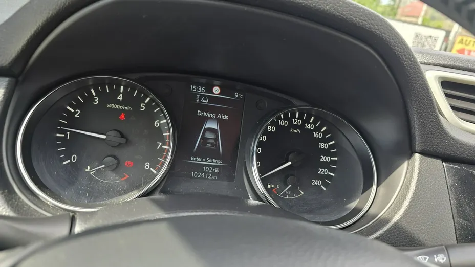 NISSAN Qashqai -
