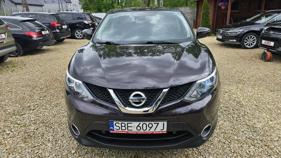 NISSAN Qashqai -