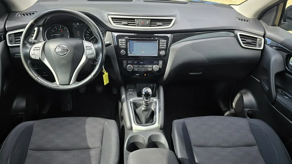 NISSAN Qashqai -