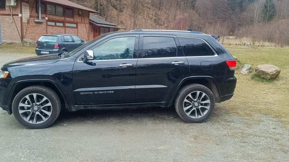 JEEP Grand Cherokee -