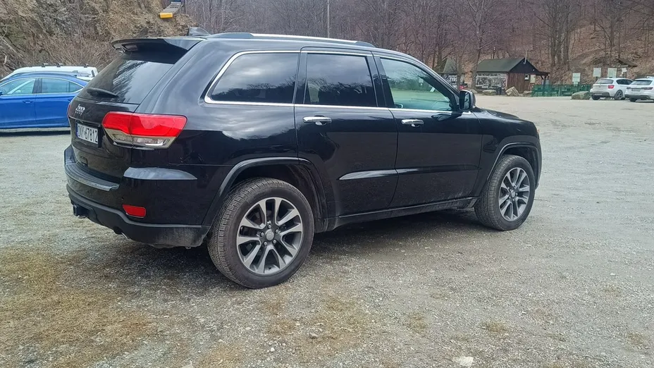 JEEP Grand Cherokee -