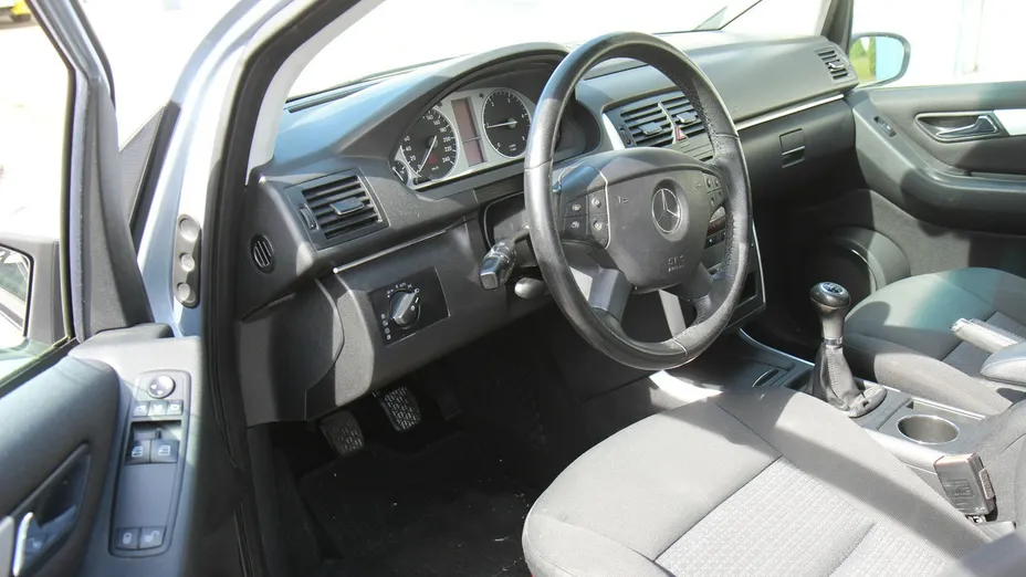 MERCEDES-BENZ B Klasa -