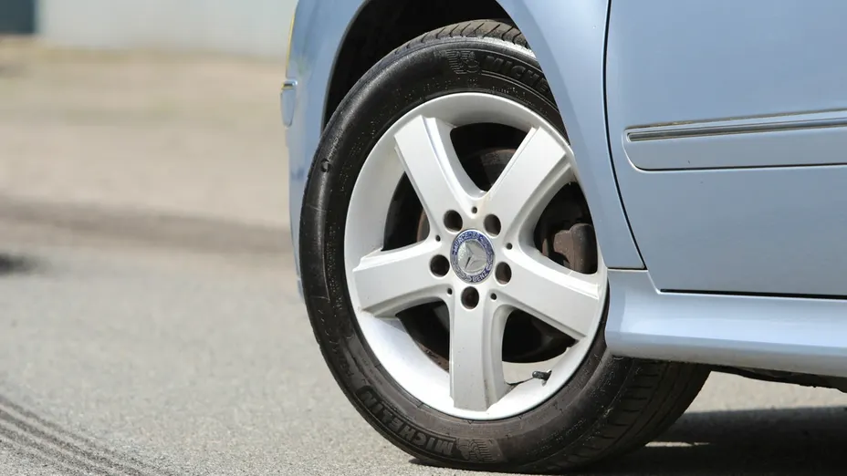 MERCEDES-BENZ B Klasa -