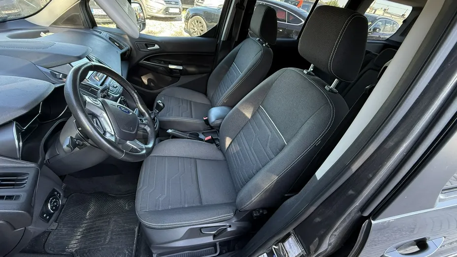 FORD Tourneo Connect -