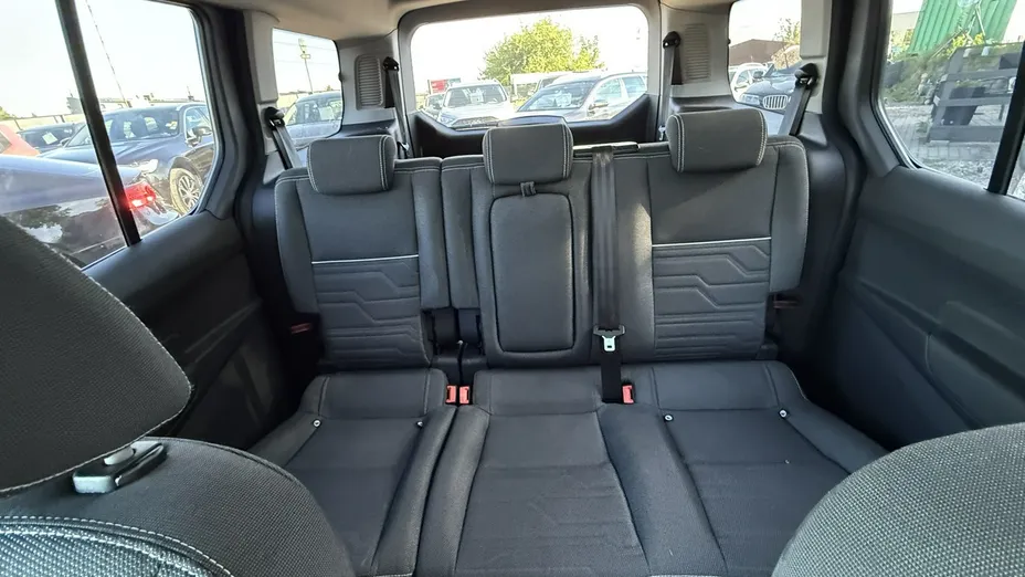 FORD Tourneo Connect -