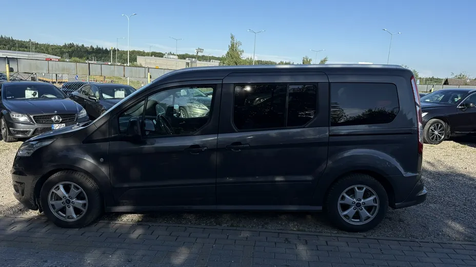 FORD Tourneo Connect -