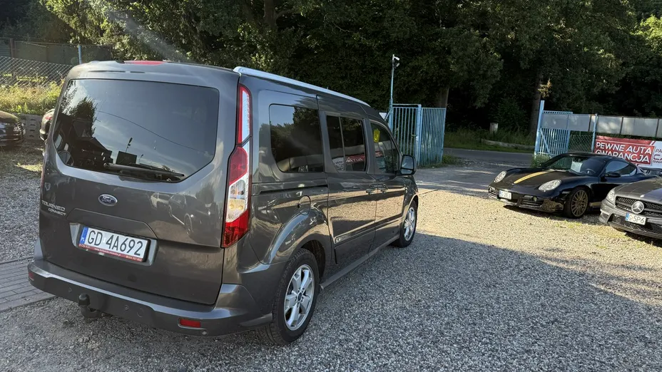 FORD Tourneo Connect -