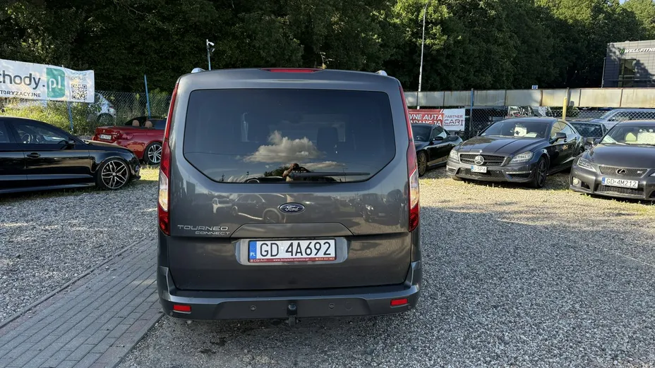 FORD Tourneo Connect -