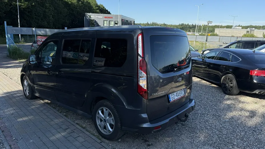 FORD Tourneo Connect -