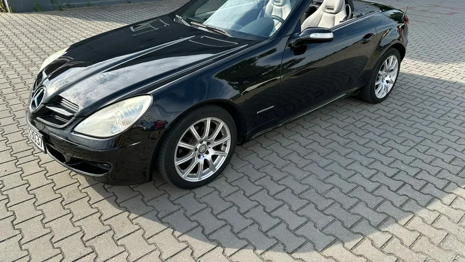 MERCEDES-BENZ SLK -