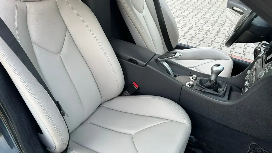 MERCEDES-BENZ SLK -