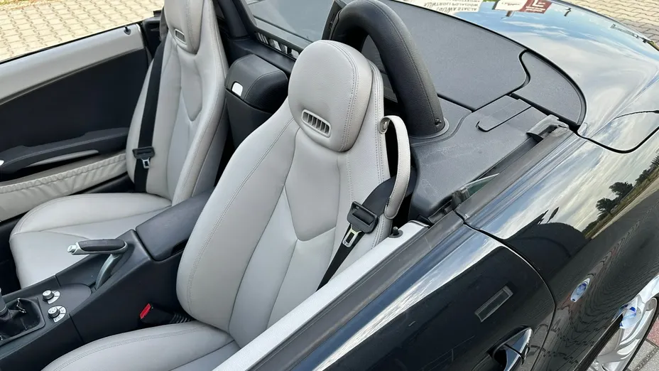 MERCEDES-BENZ SLK -