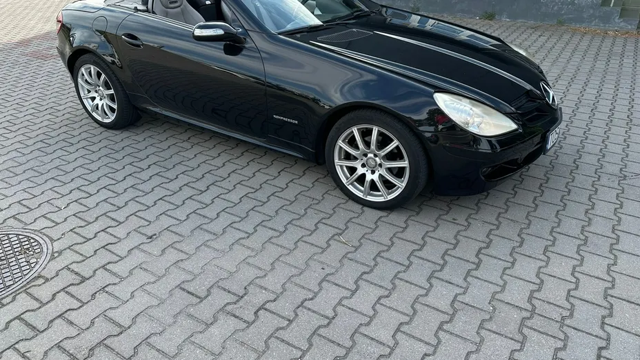 MERCEDES-BENZ SLK -