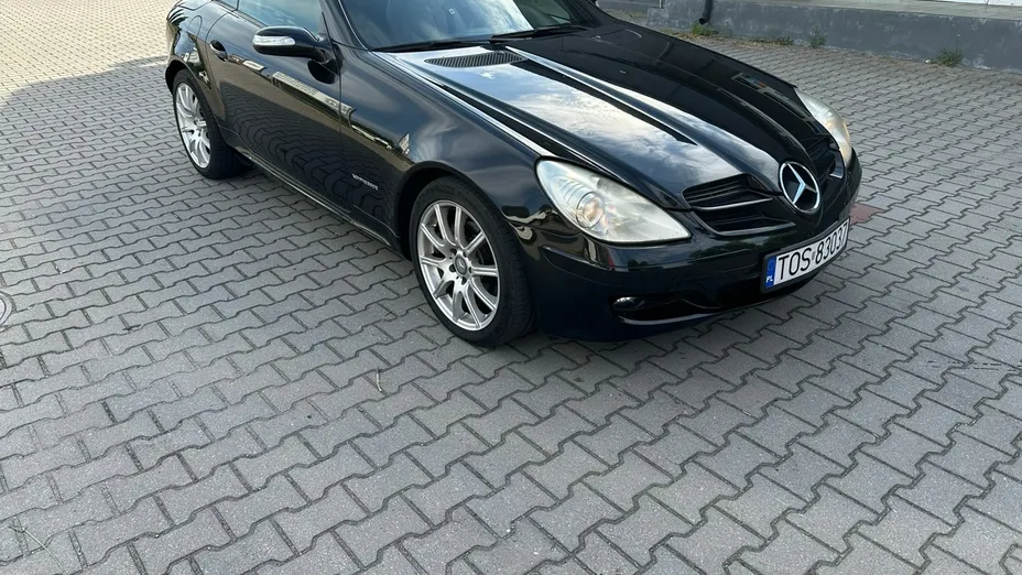 MERCEDES-BENZ SLK -
