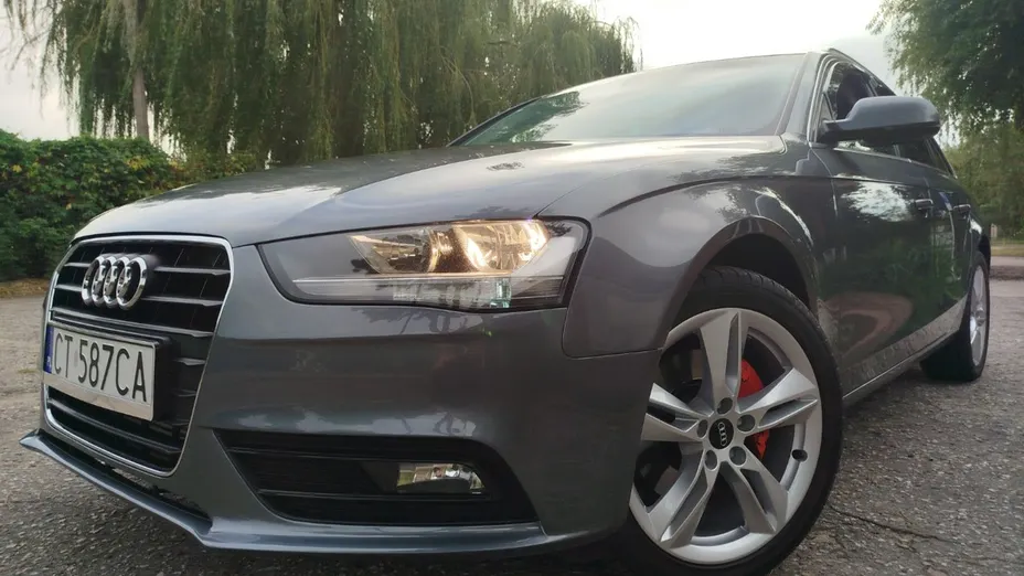 AUDI A4 -