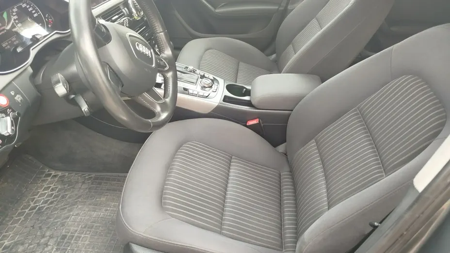 AUDI A4 -