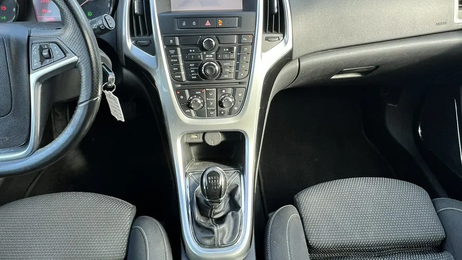 OPEL Astra -