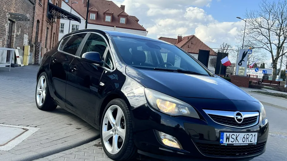 OPEL Astra -