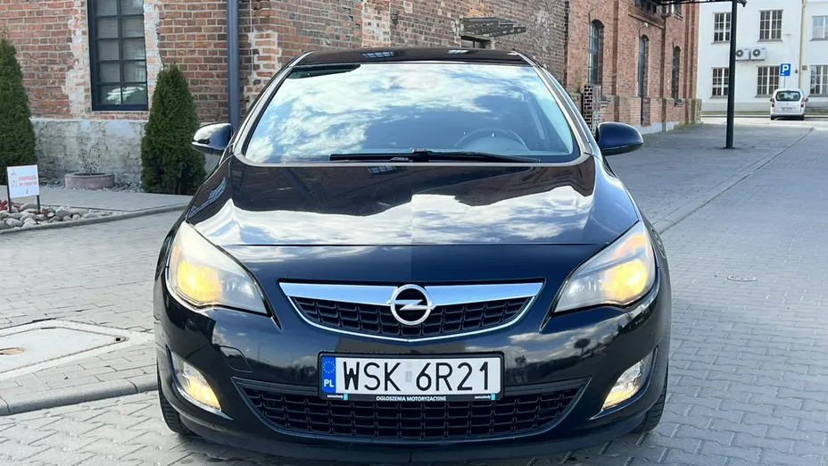 OPEL Astra -
