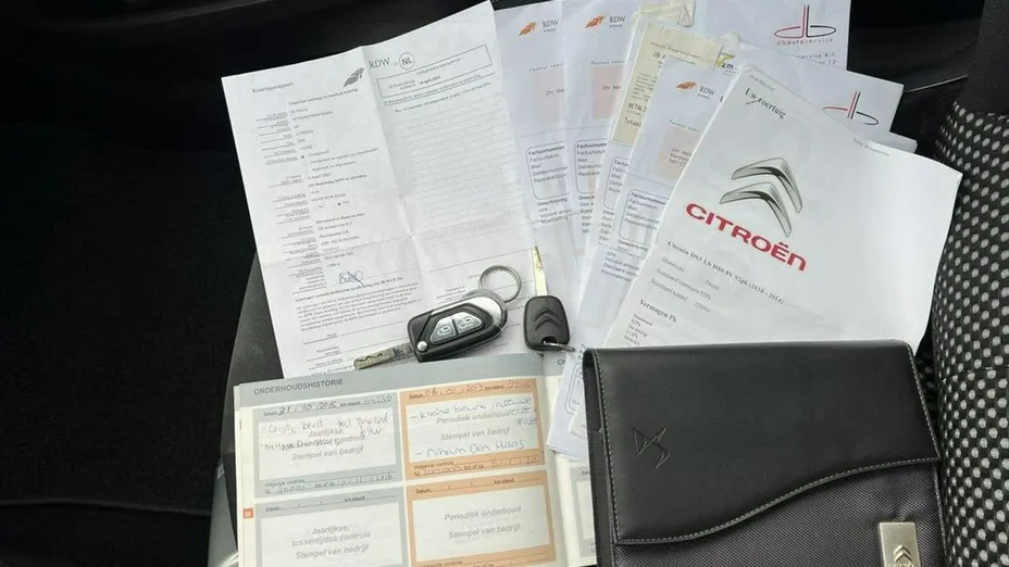 CITROEN DS3 -