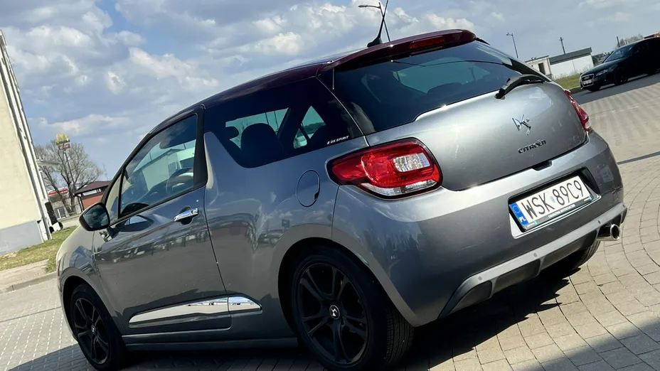 CITROEN DS3 -