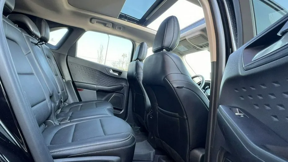 FORD Kuga -
