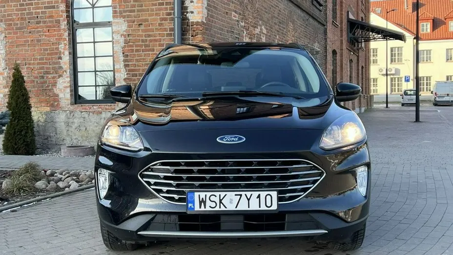 FORD Kuga -